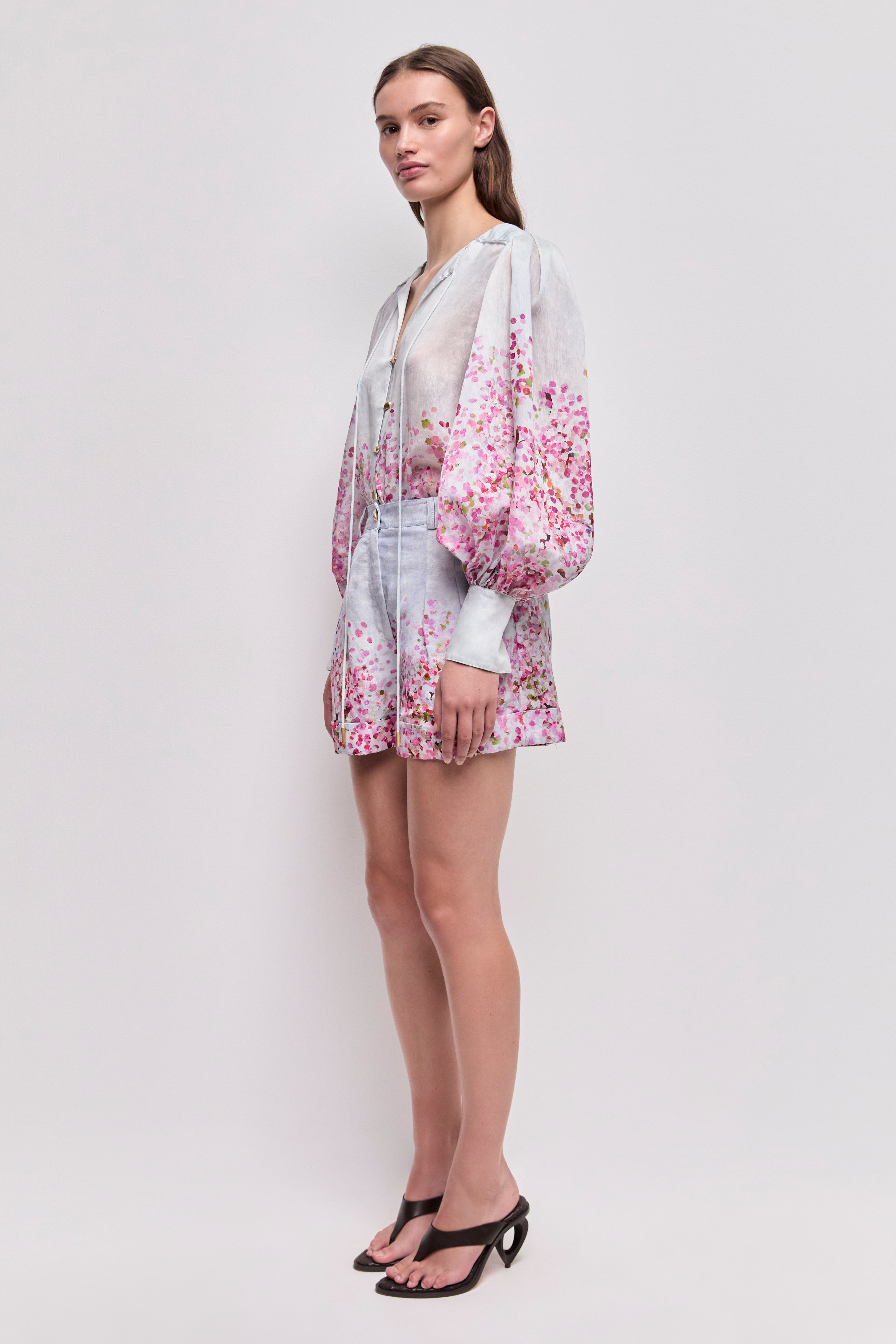 26SU3052_CH-BLM_5_1772155968