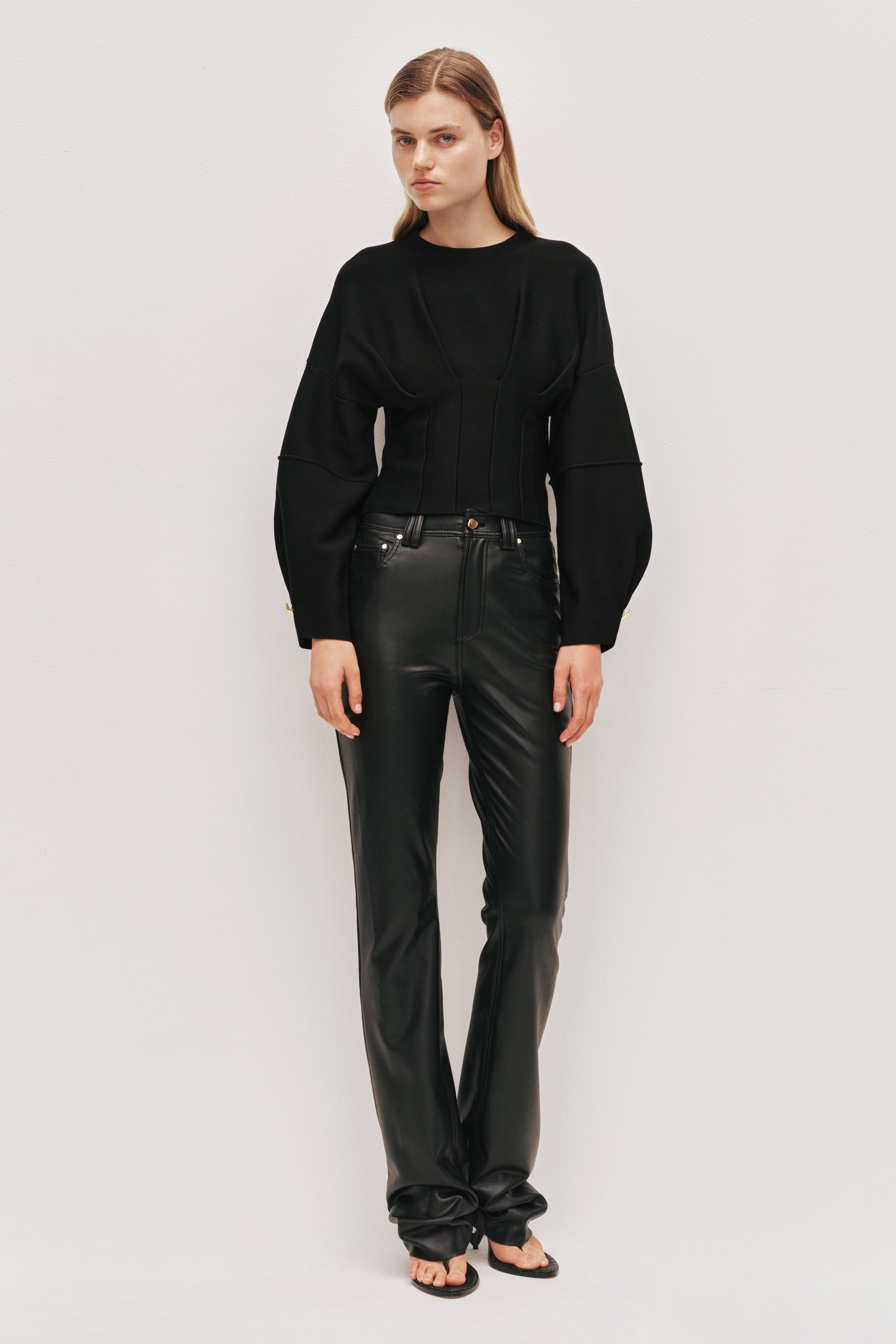 26SU3143_BLK_1_1776392155