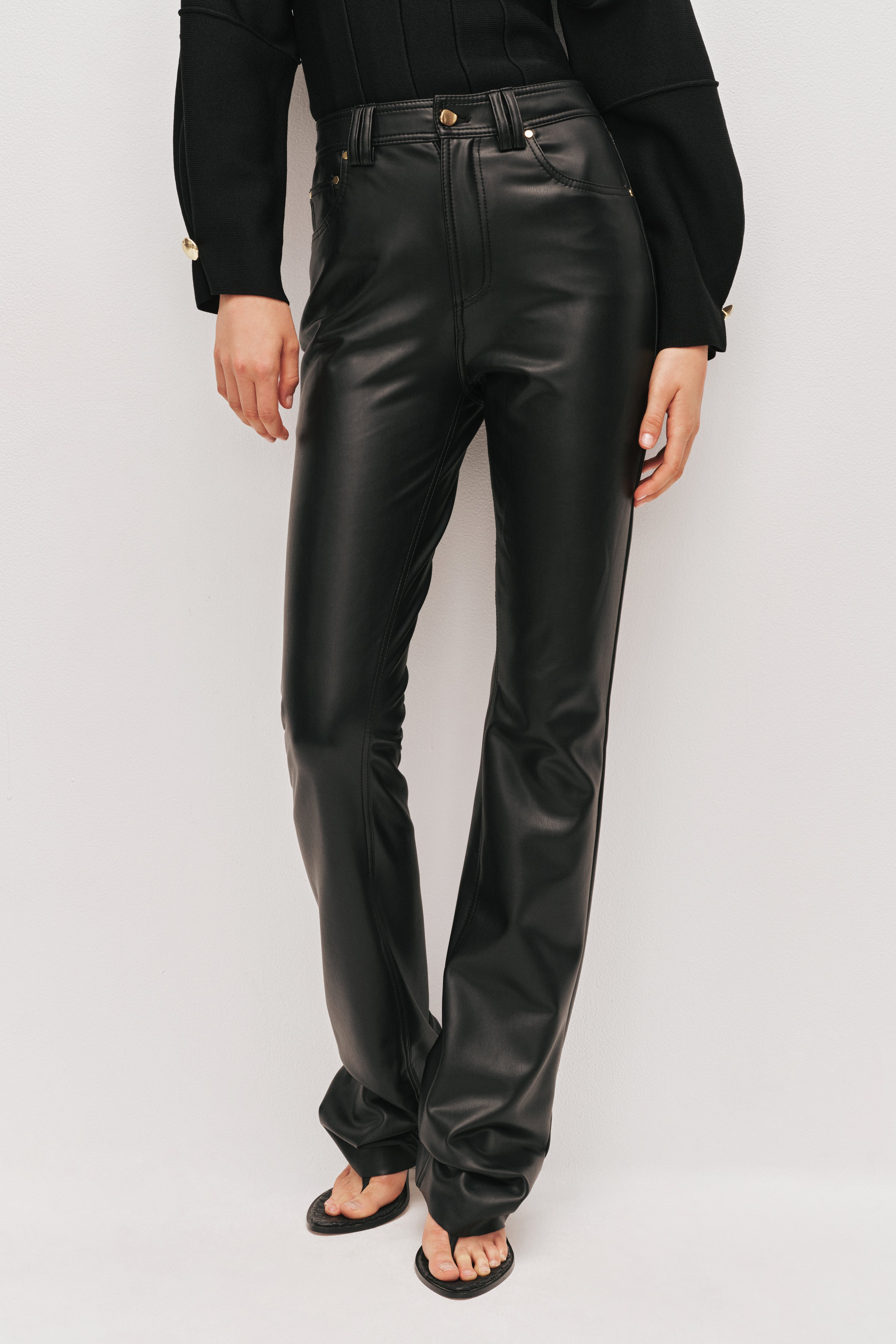 26SU3143_BLK_3_1776392165