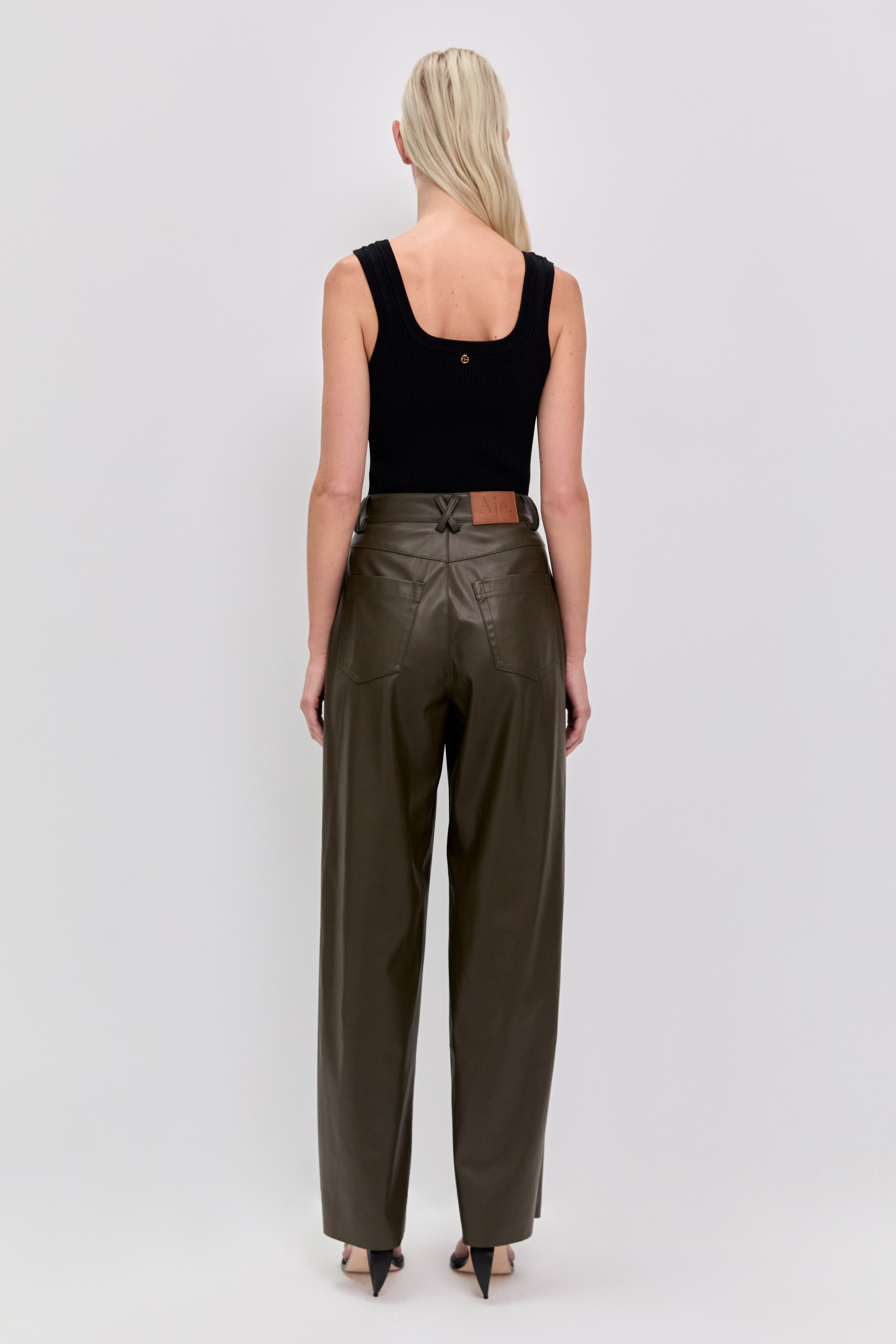 26SU3184_KHA_6_1771469487