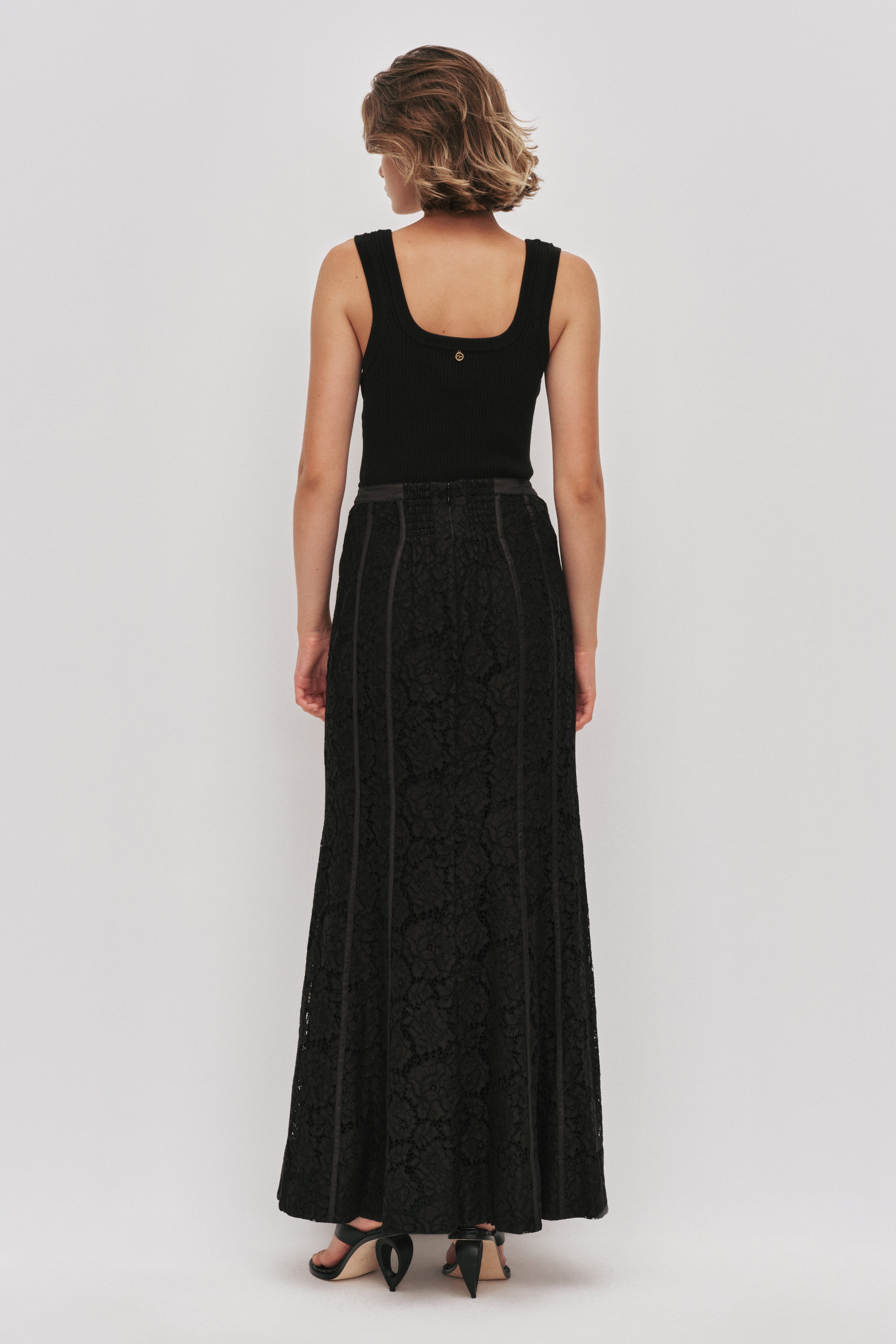 26SU4132_BLK_6_1770675767