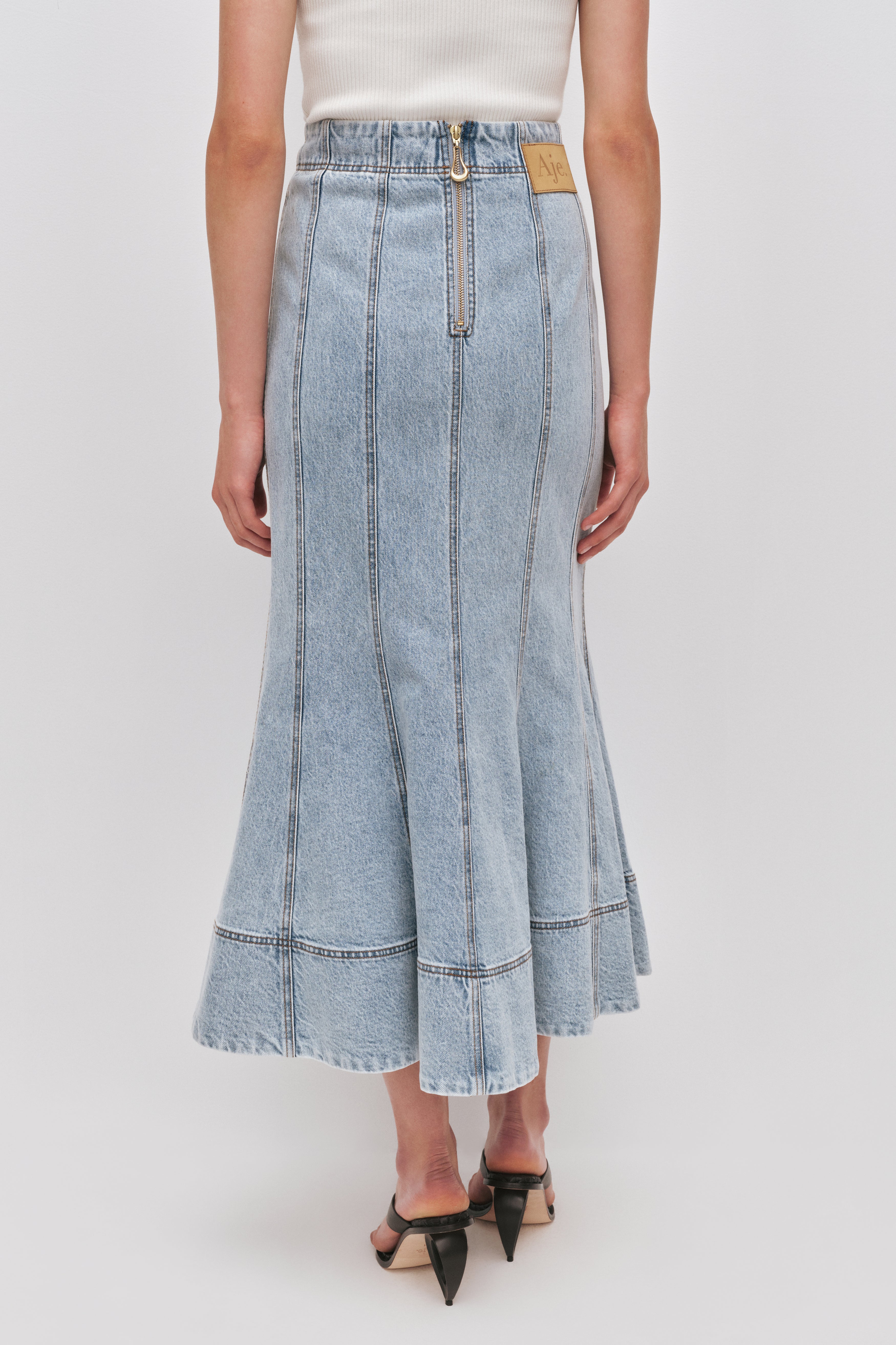 26SU4134_LT-WSH-BLU_6_1770675900