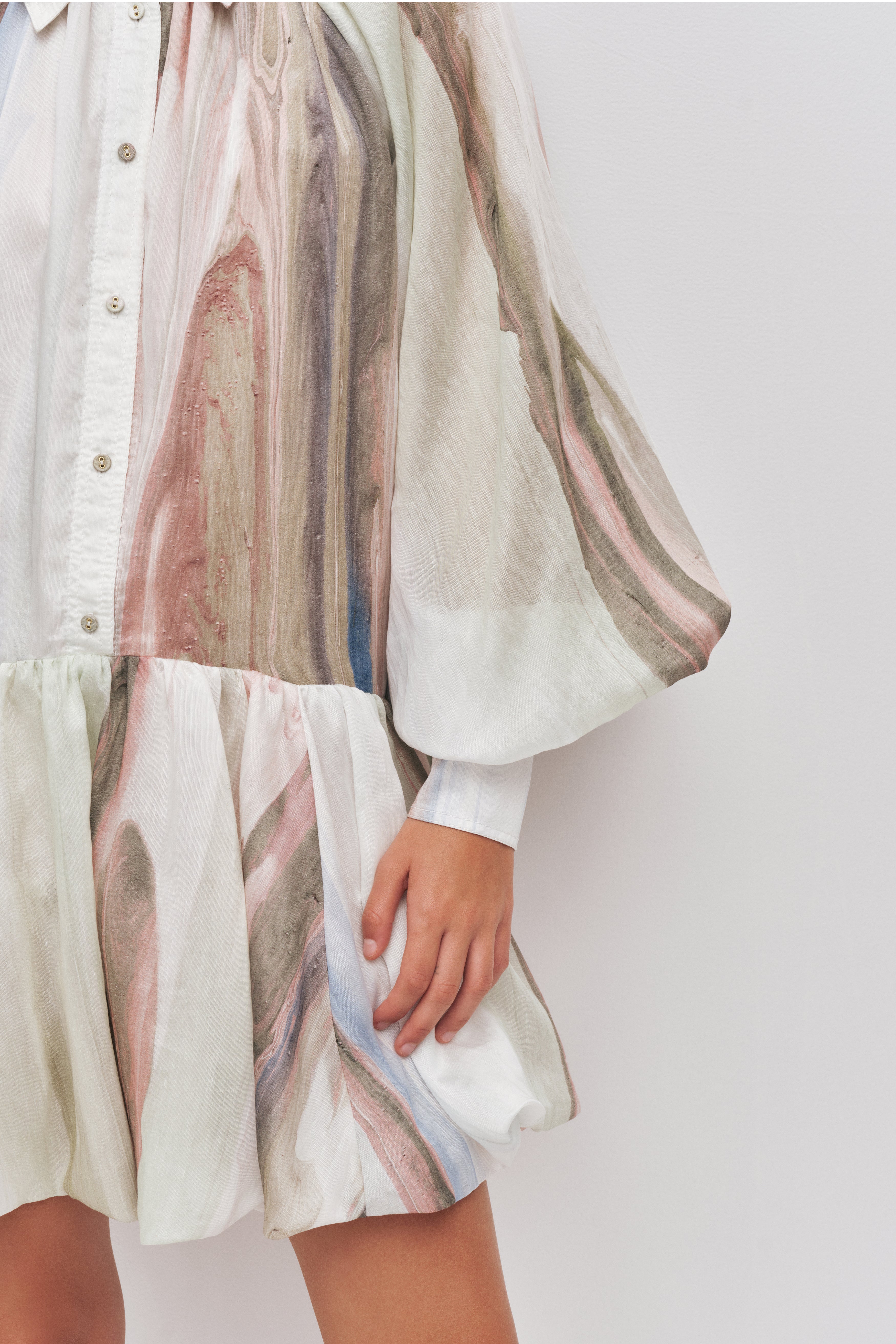 26SU5194_BL-REV_5_1770675416