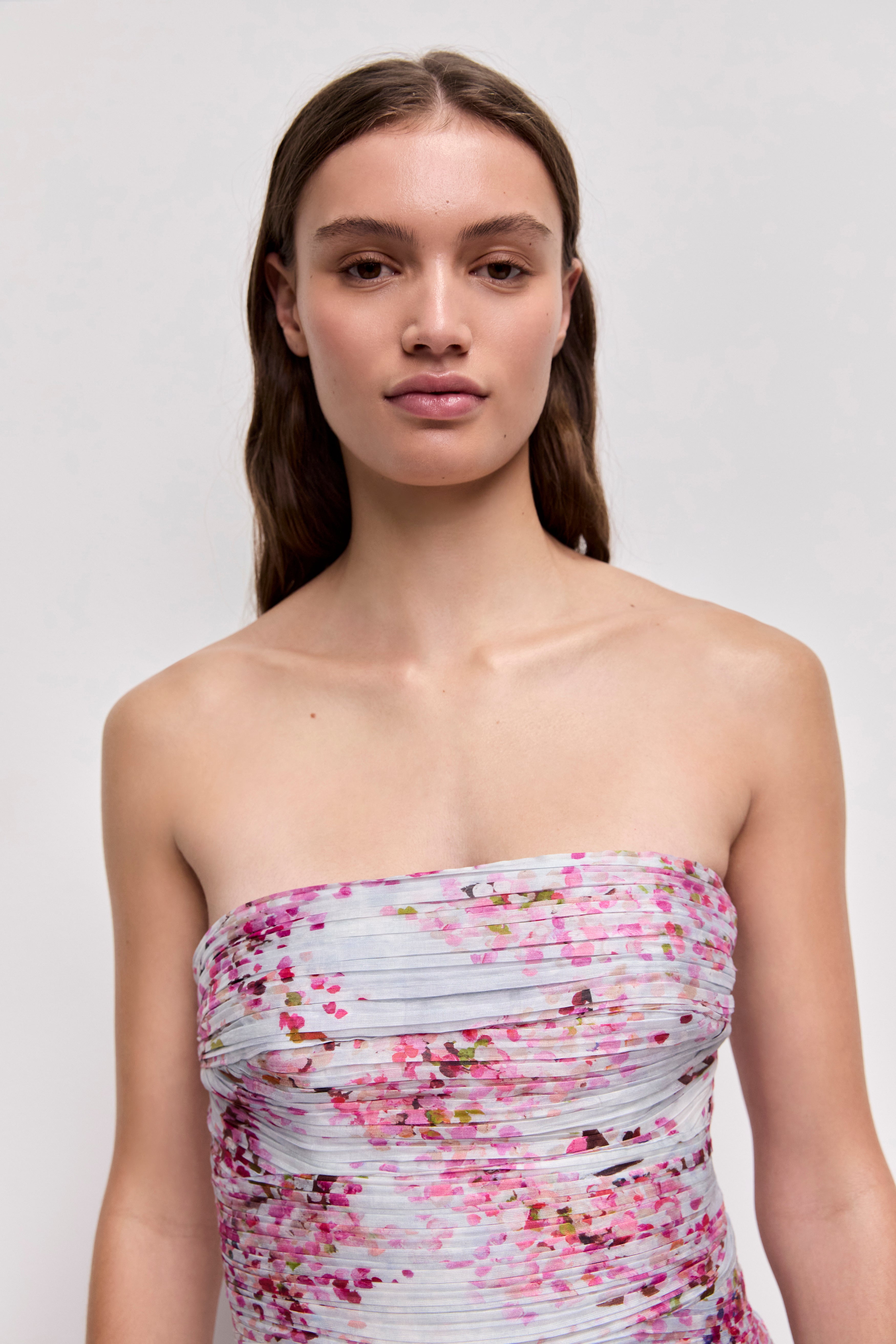 26SU5235_CH-BLM_4_1772158016