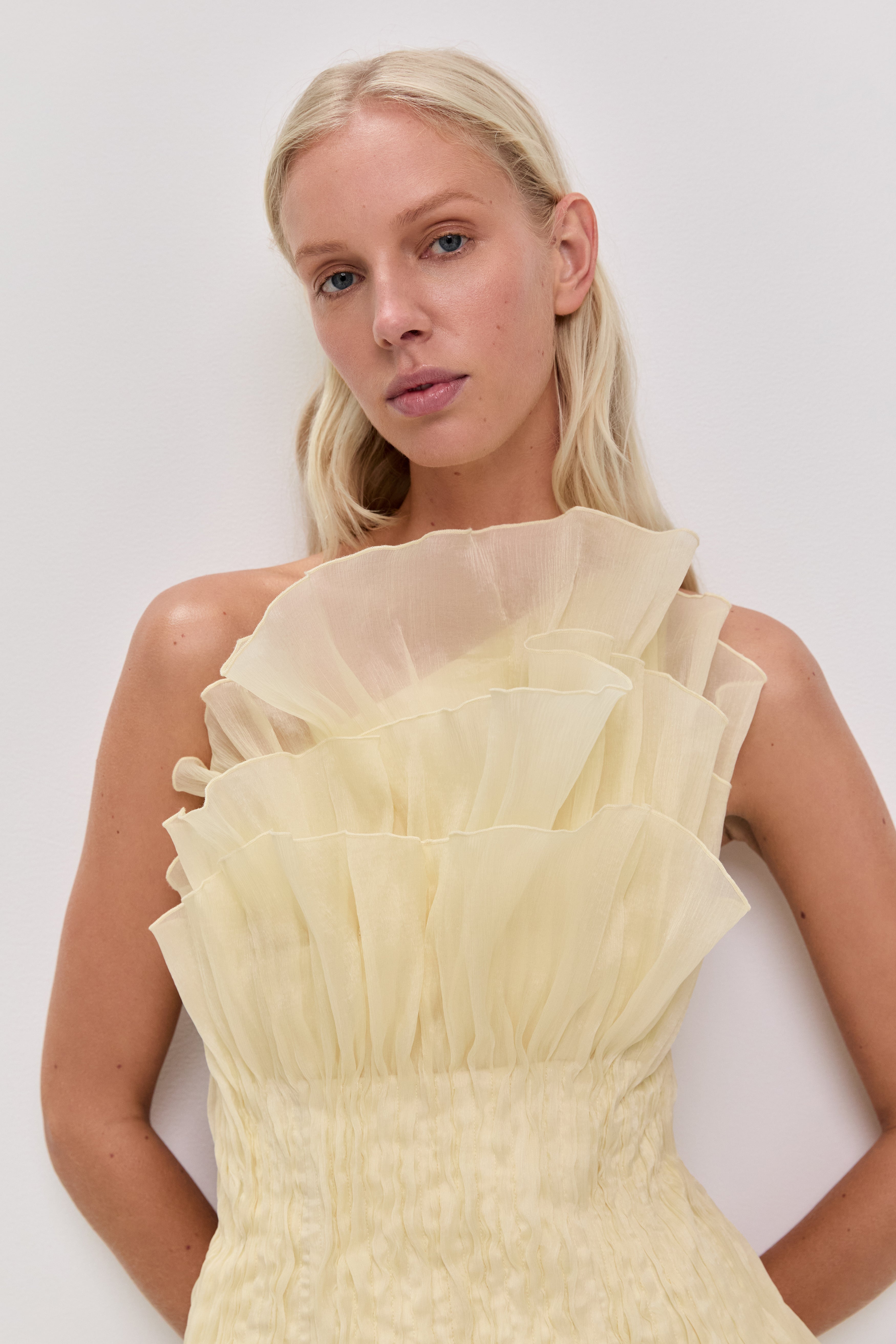 26SU5644_PSTL-YLW_4_1771470612