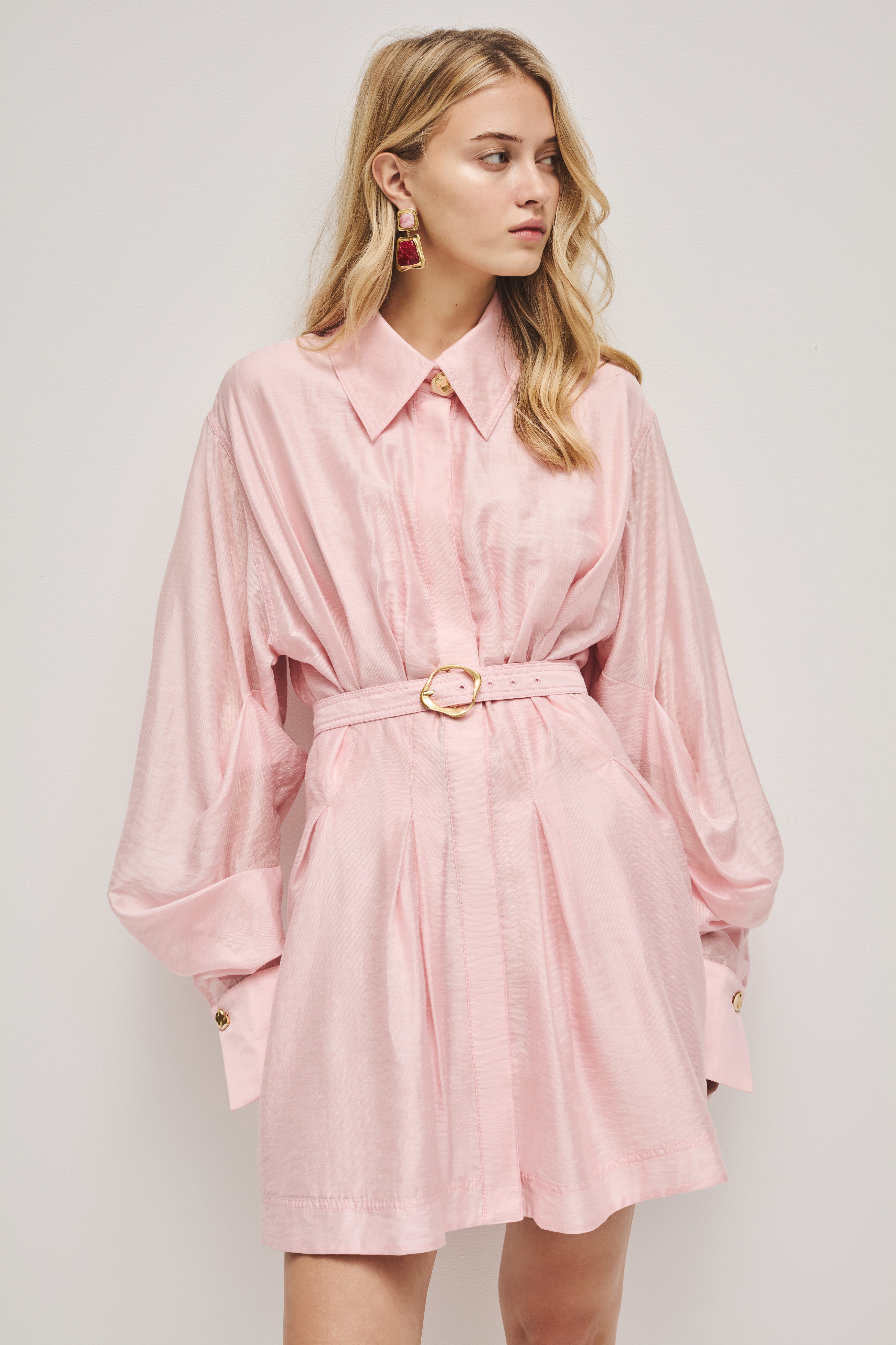 26SU5661_TA-BL_3_1768965465