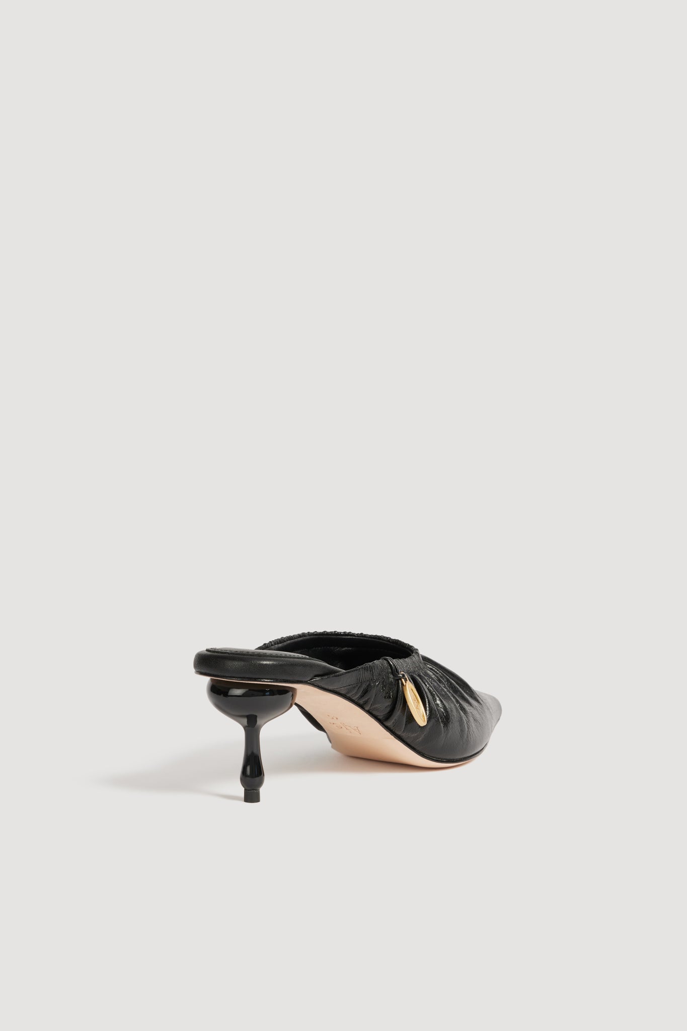 26SU7840_BLK_4_1771209586