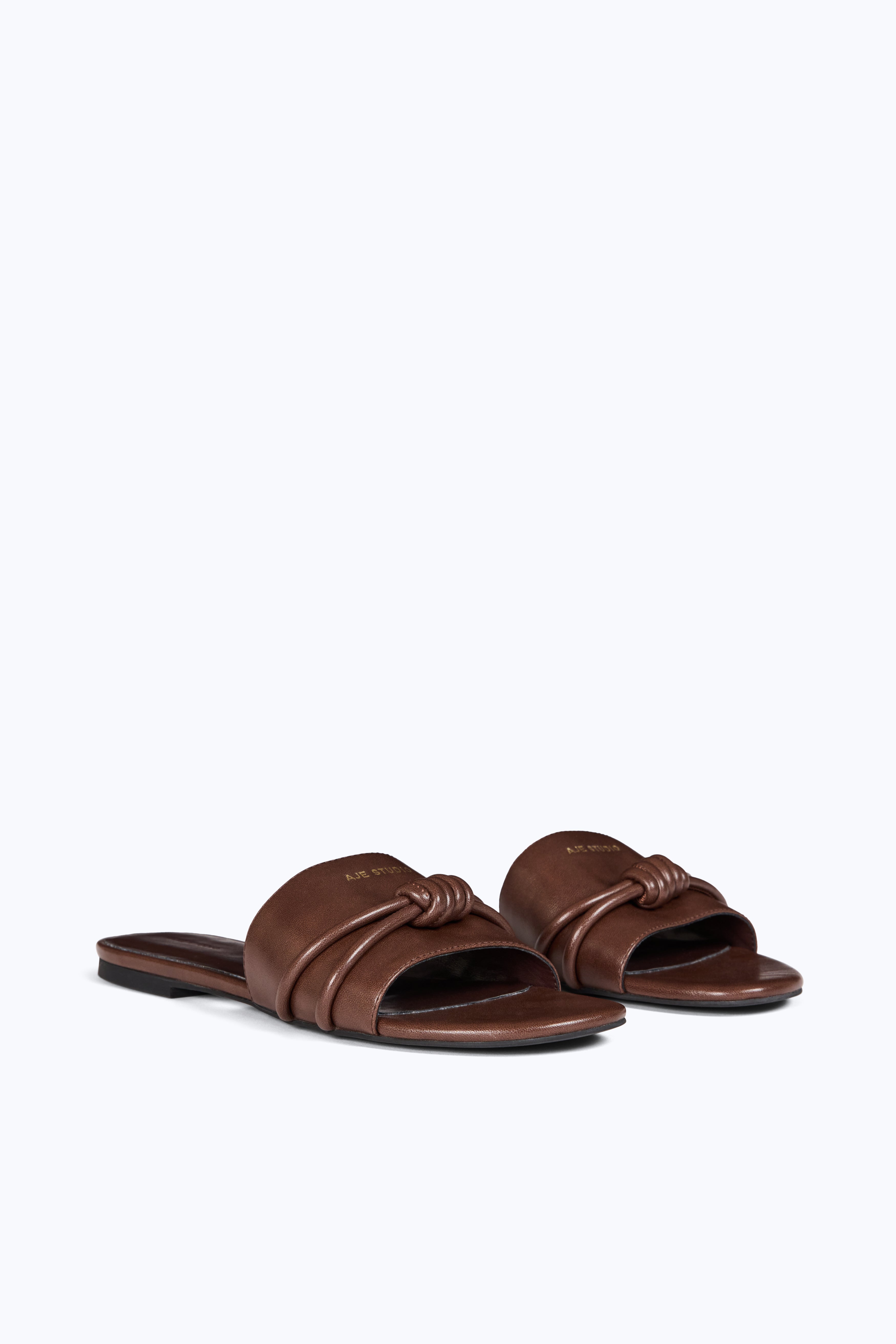 272AS7000_CHOC_2_1793144859