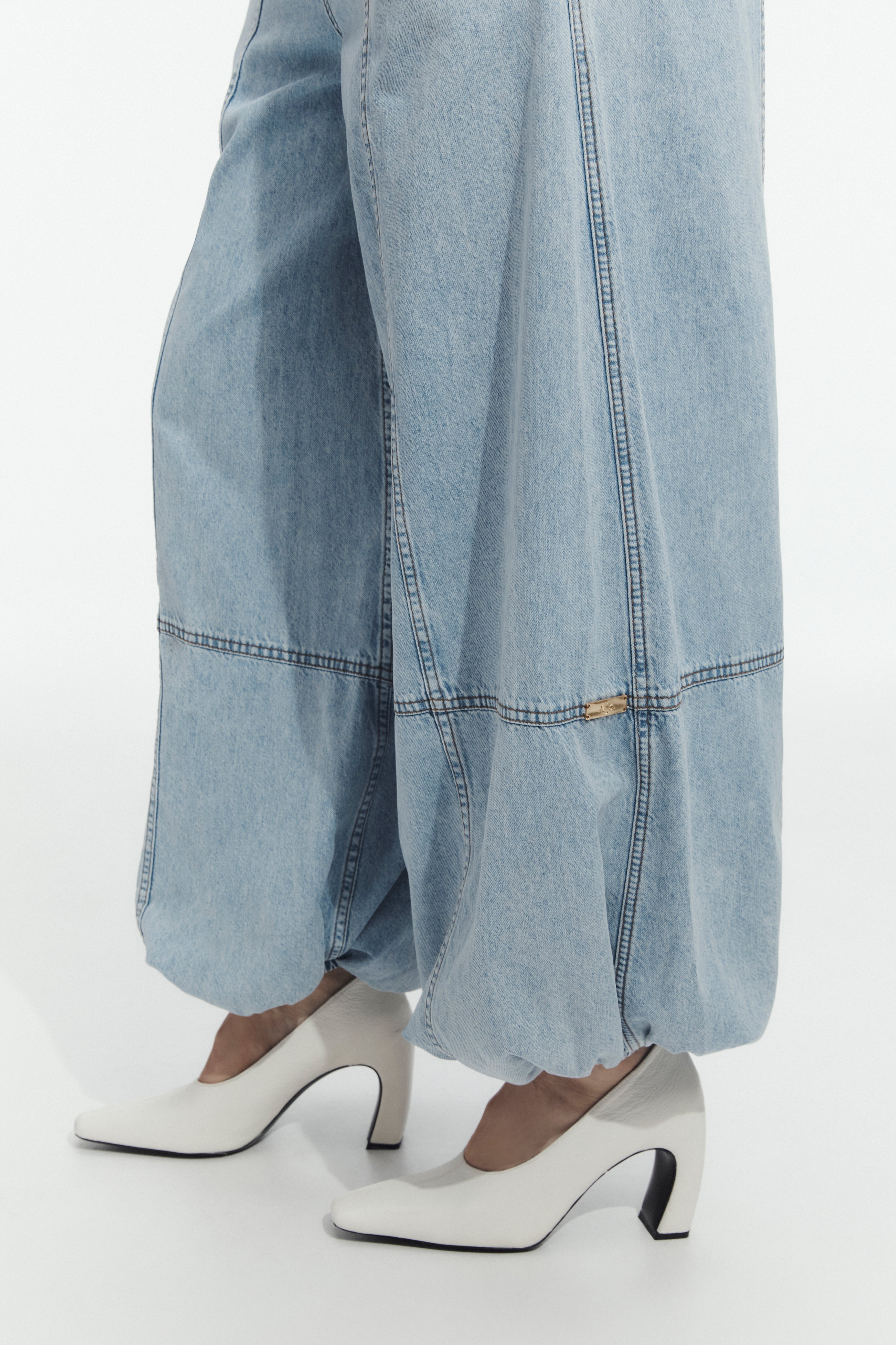 Joy Balloon Denim Pant     