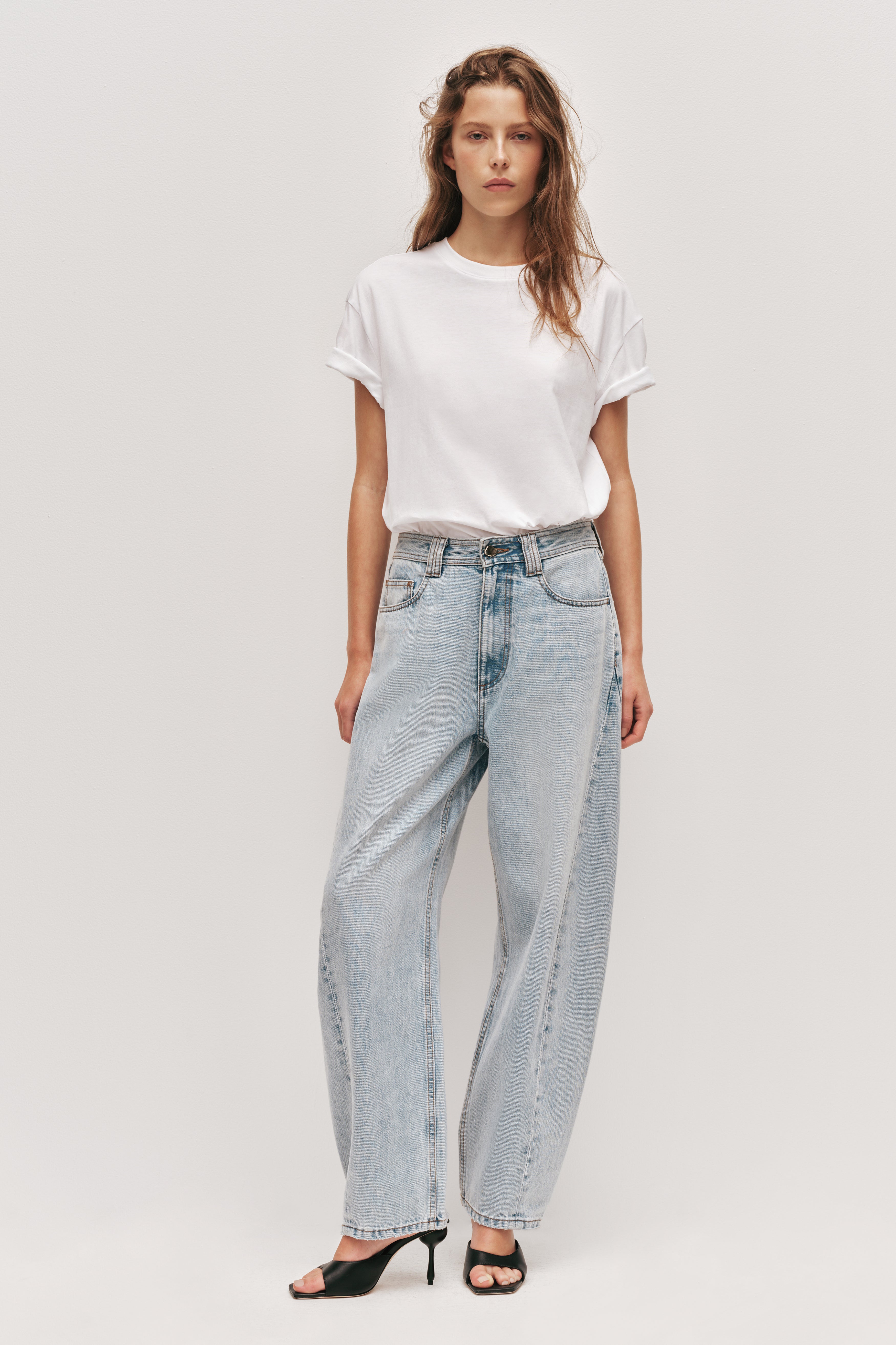 Stevie Barrel Ankle Jean