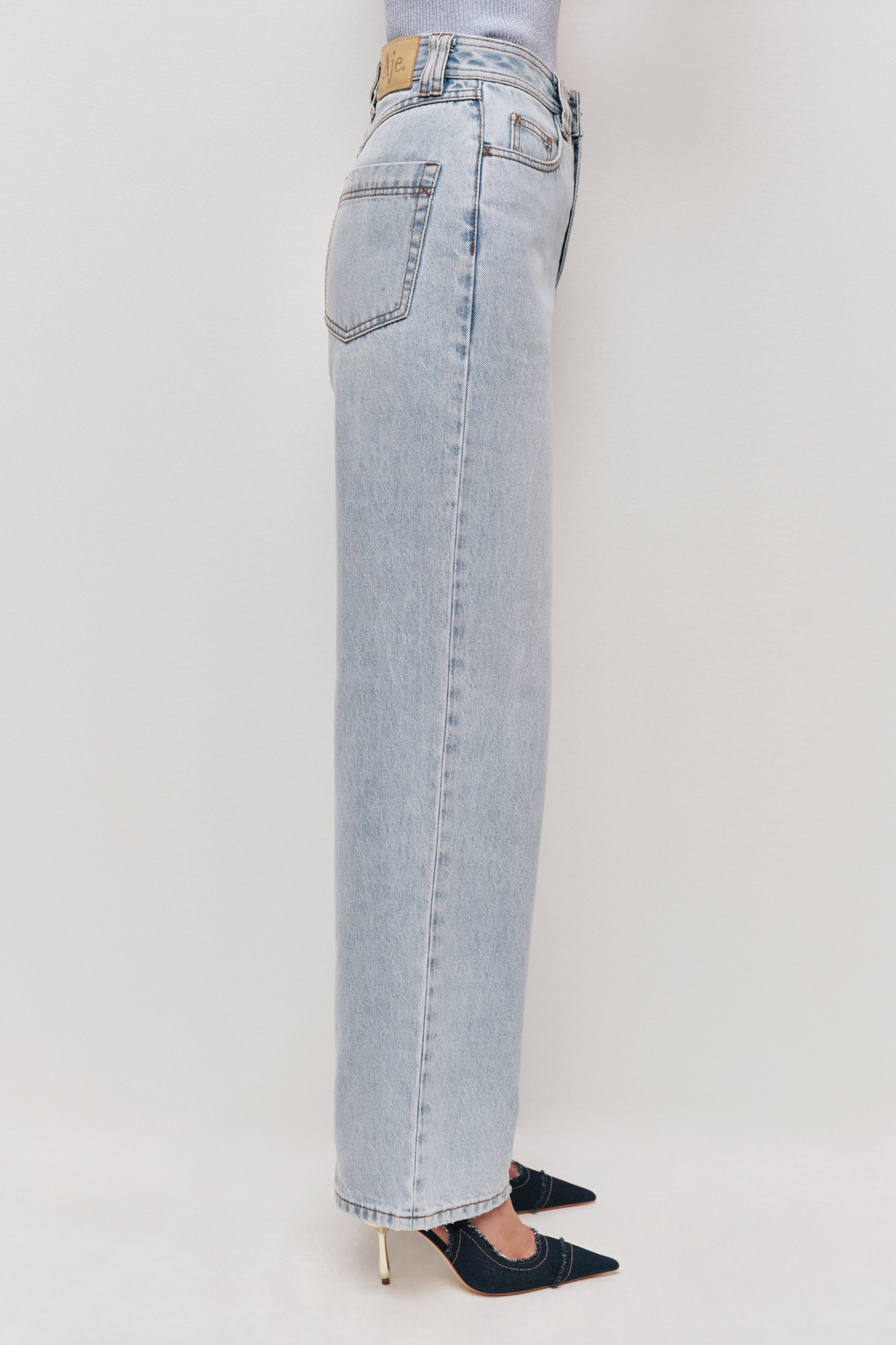 Billie Straight Ankle Jean