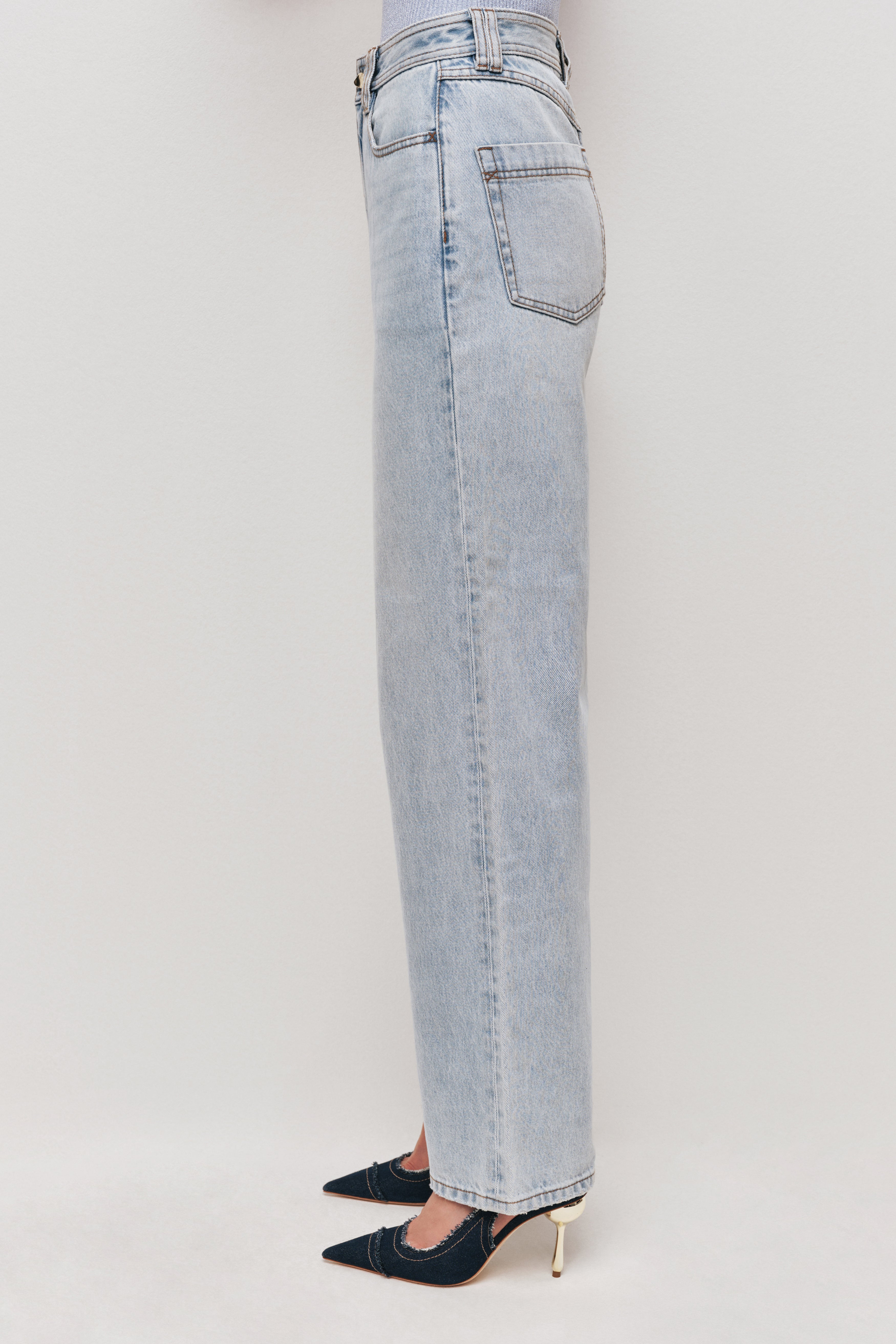 Billie Straight Ankle Jean