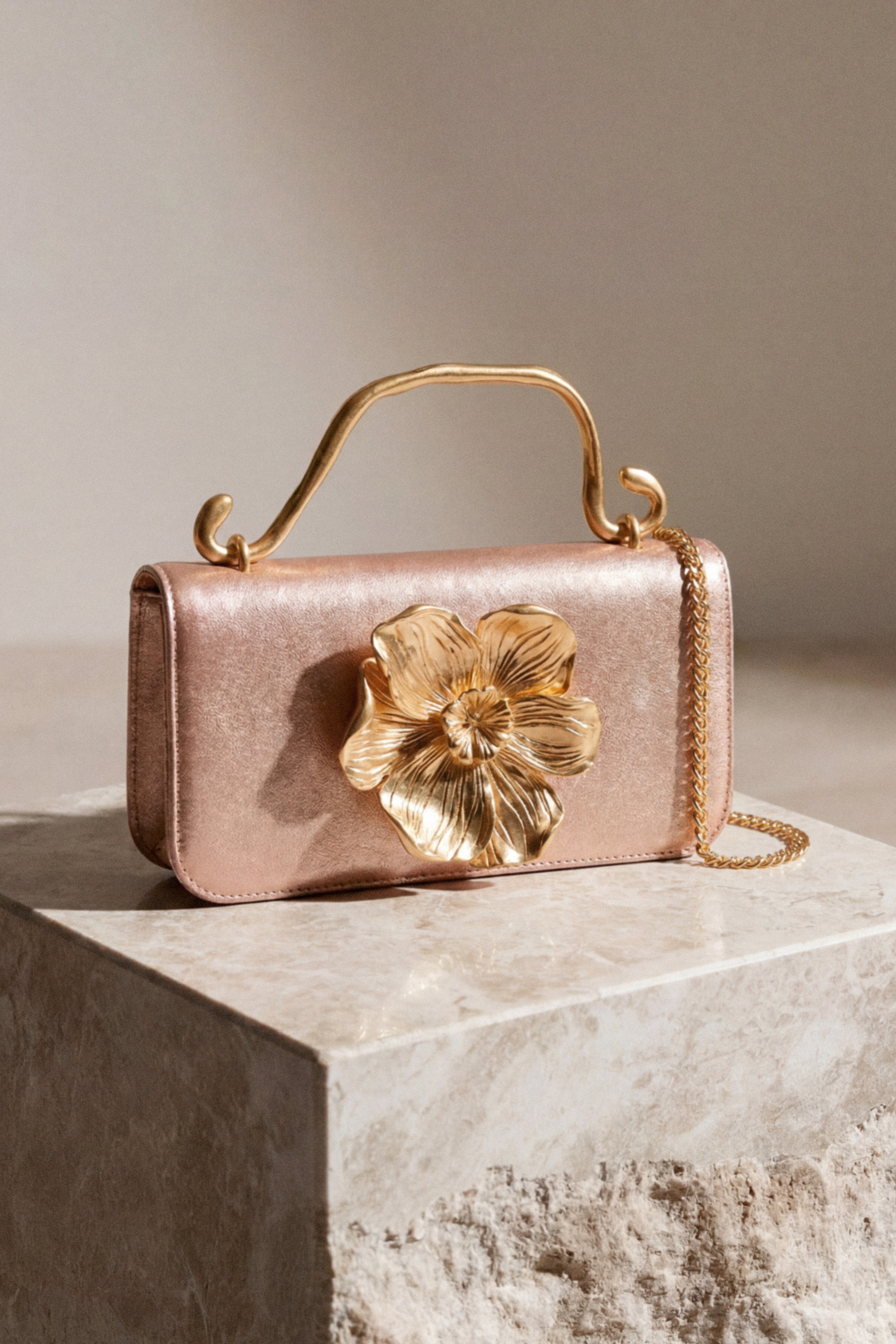 Alessia Flower Clutch