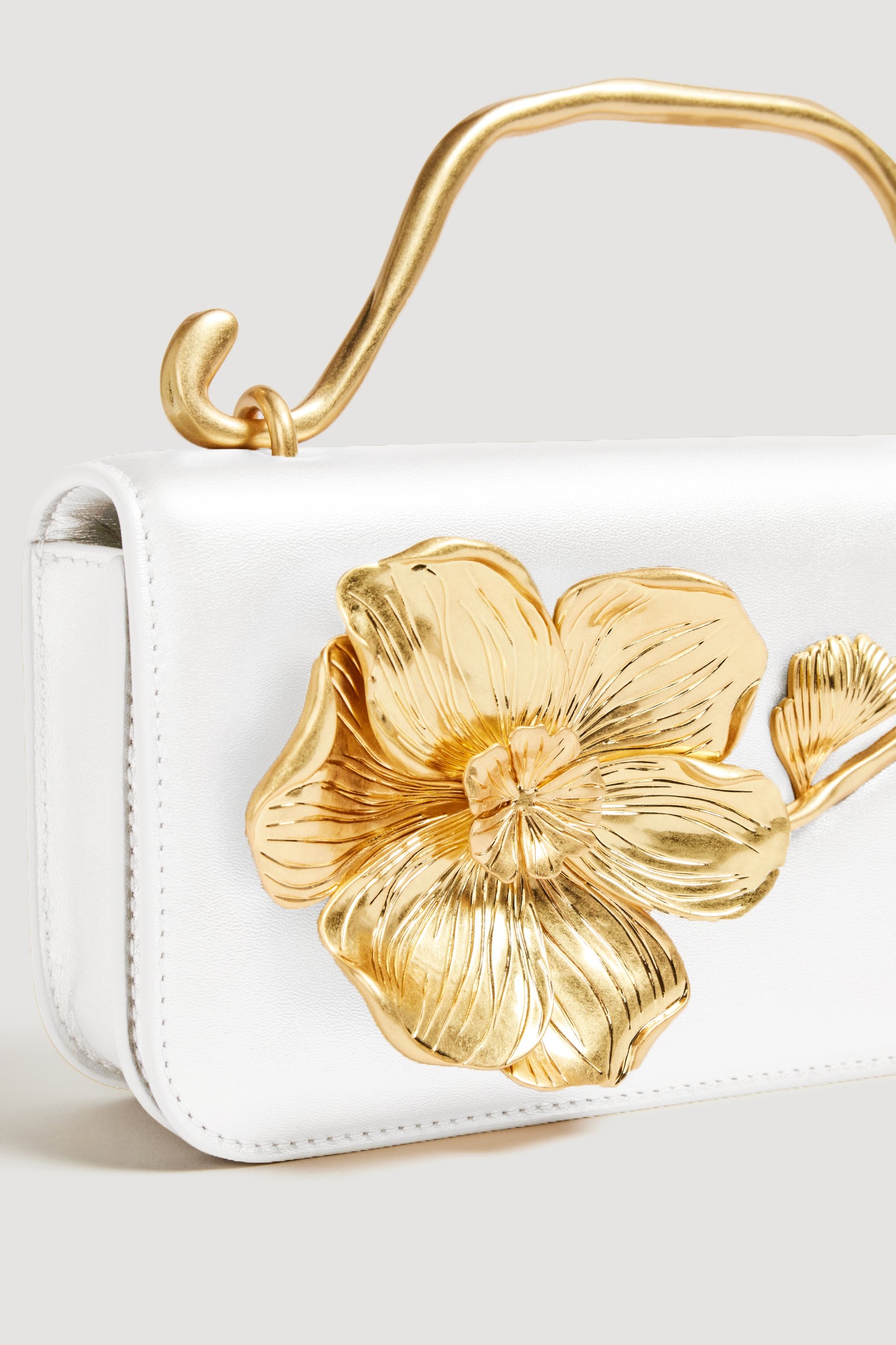 Celeste Flower Clutch