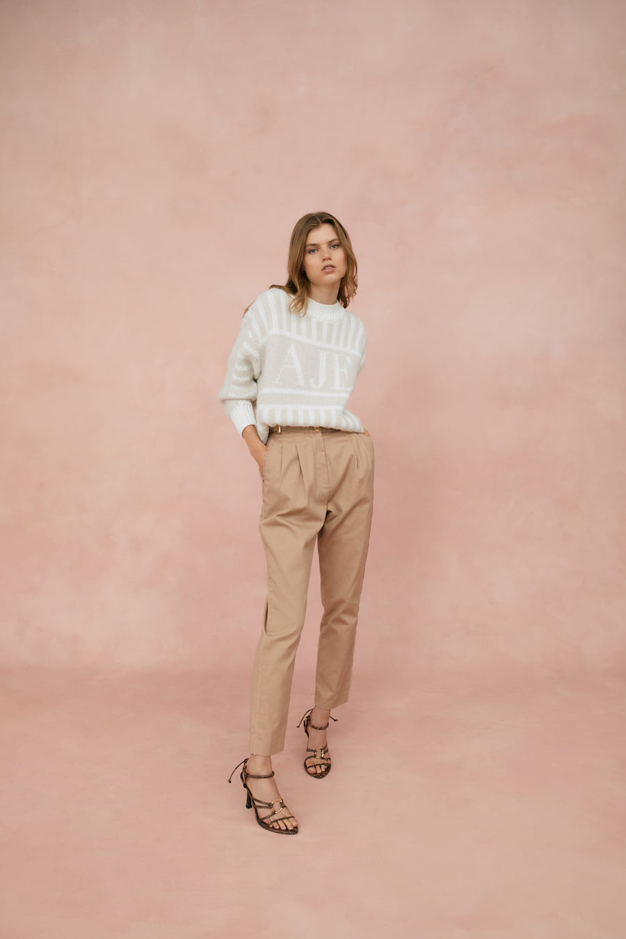 Tidal Pleated Buckle Pant