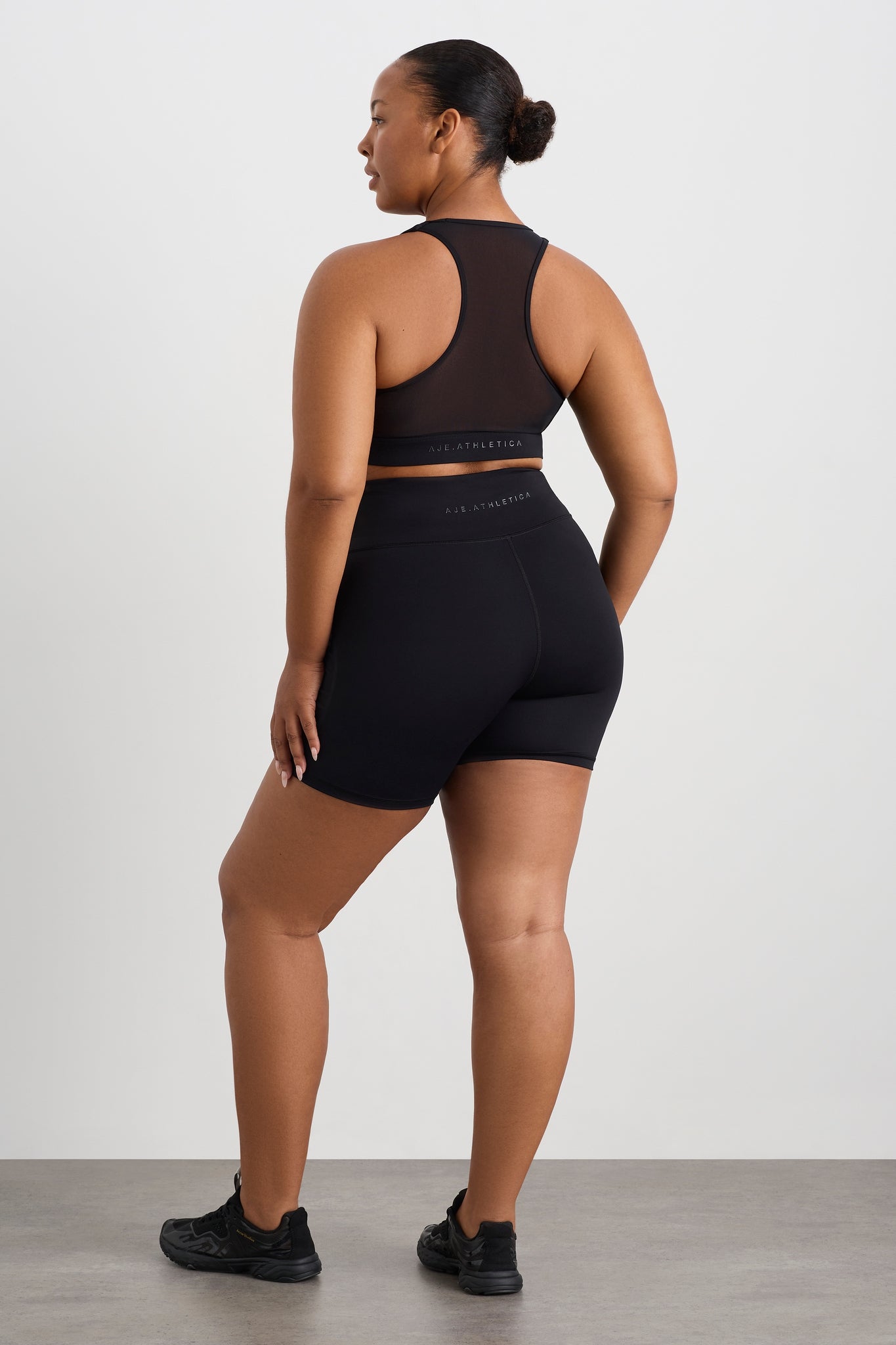 370 Bra Spliced Mesh Sports Bra 370 | BLACK | AJE ATHLETICA – Aje AU