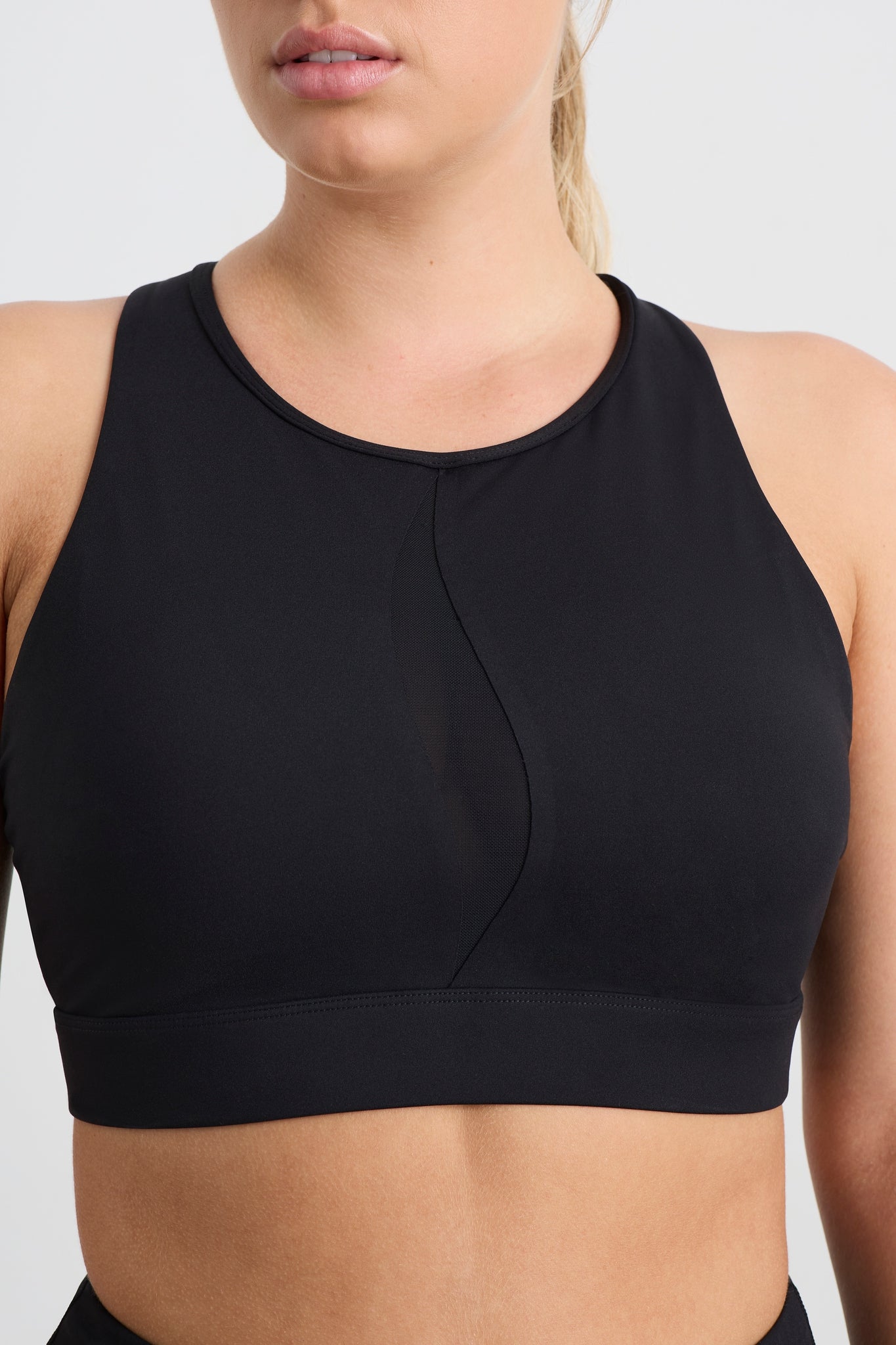 370 Bra Spliced Mesh Sports Bra 370 | BLACK | AJE ATHLETICA – Aje AU