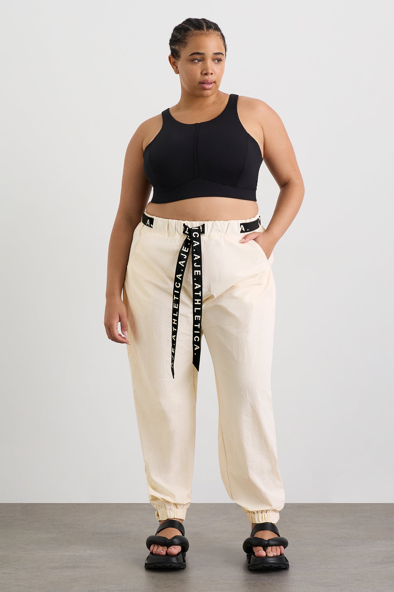 size: 16
