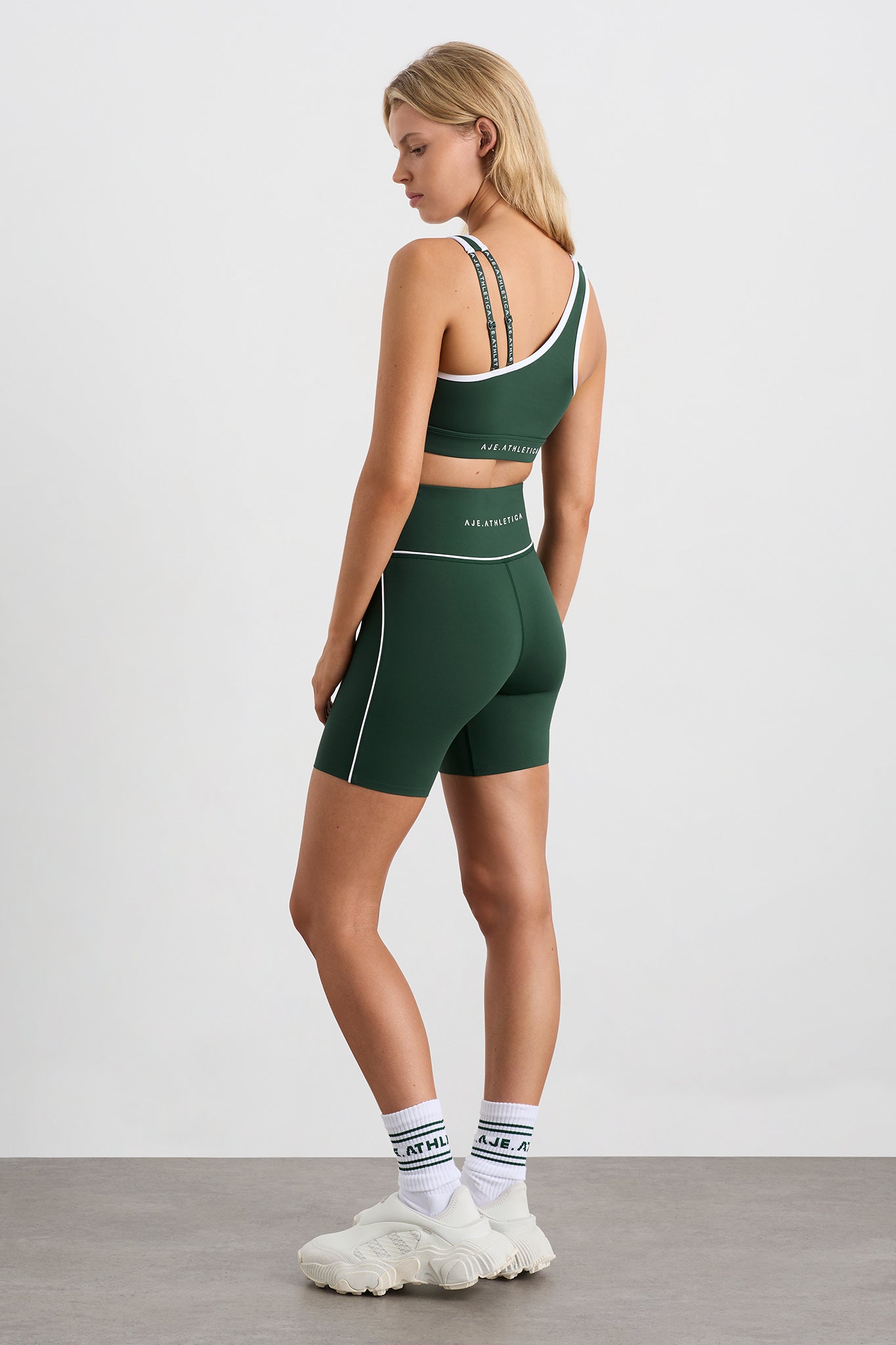 size: 8