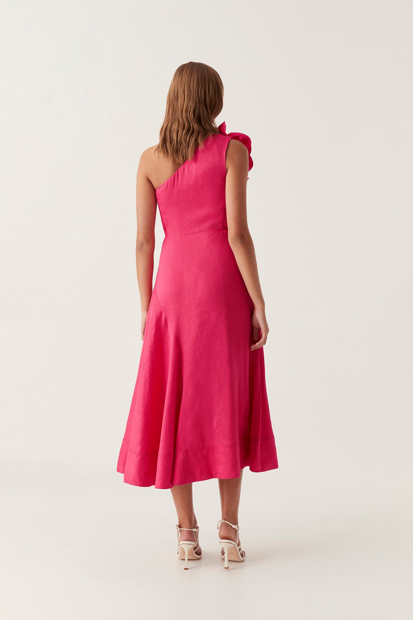 adelia ruffled midi dress NEW IN Our gorgeous new #aje 'Adelia Ruffled Midi Dress' spotted on @thetiafox Available to hire in Bougainvillea Red & Black Images: @thetiafox