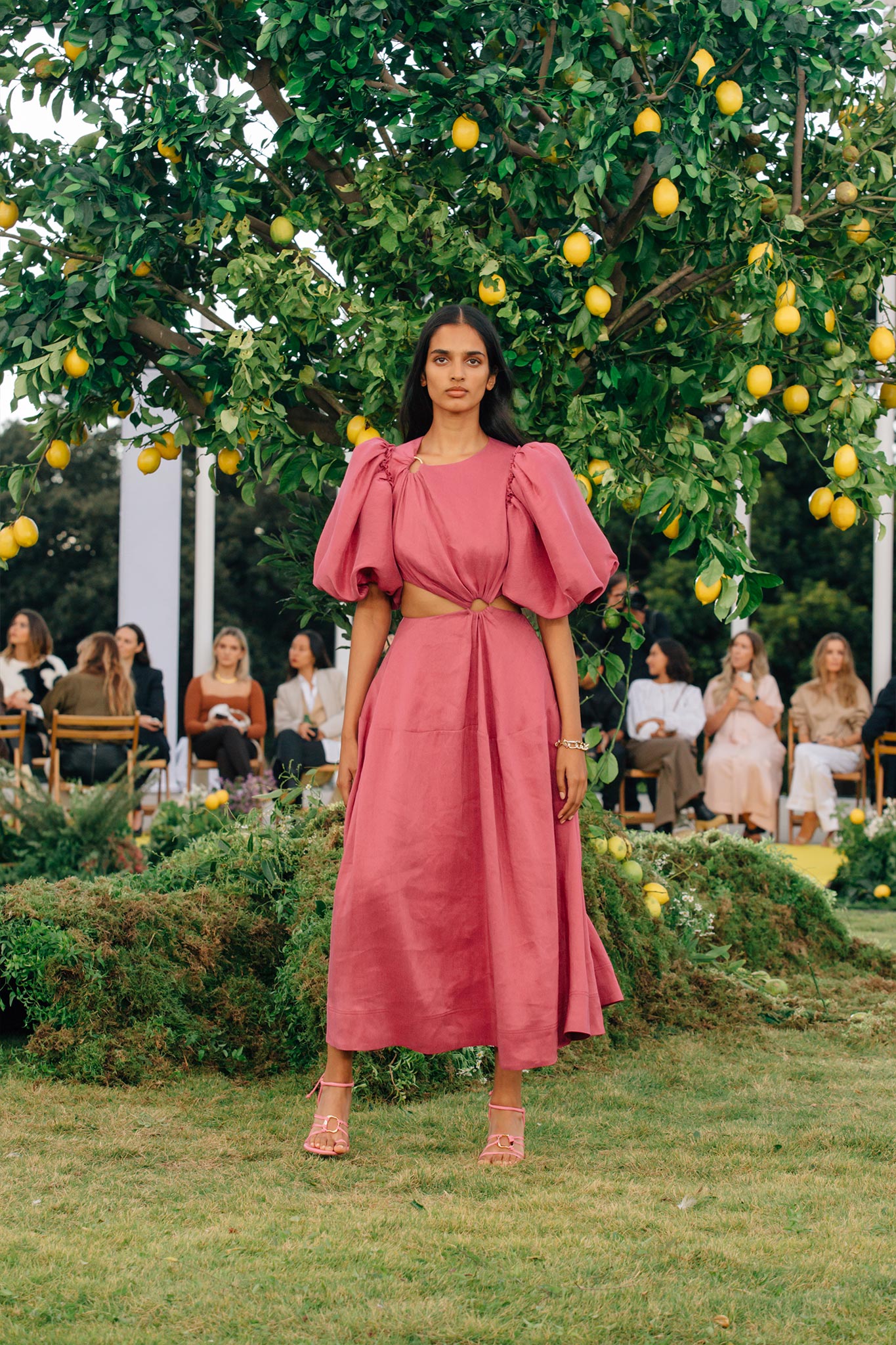 Vanades Cut Out Ring Midi Dress