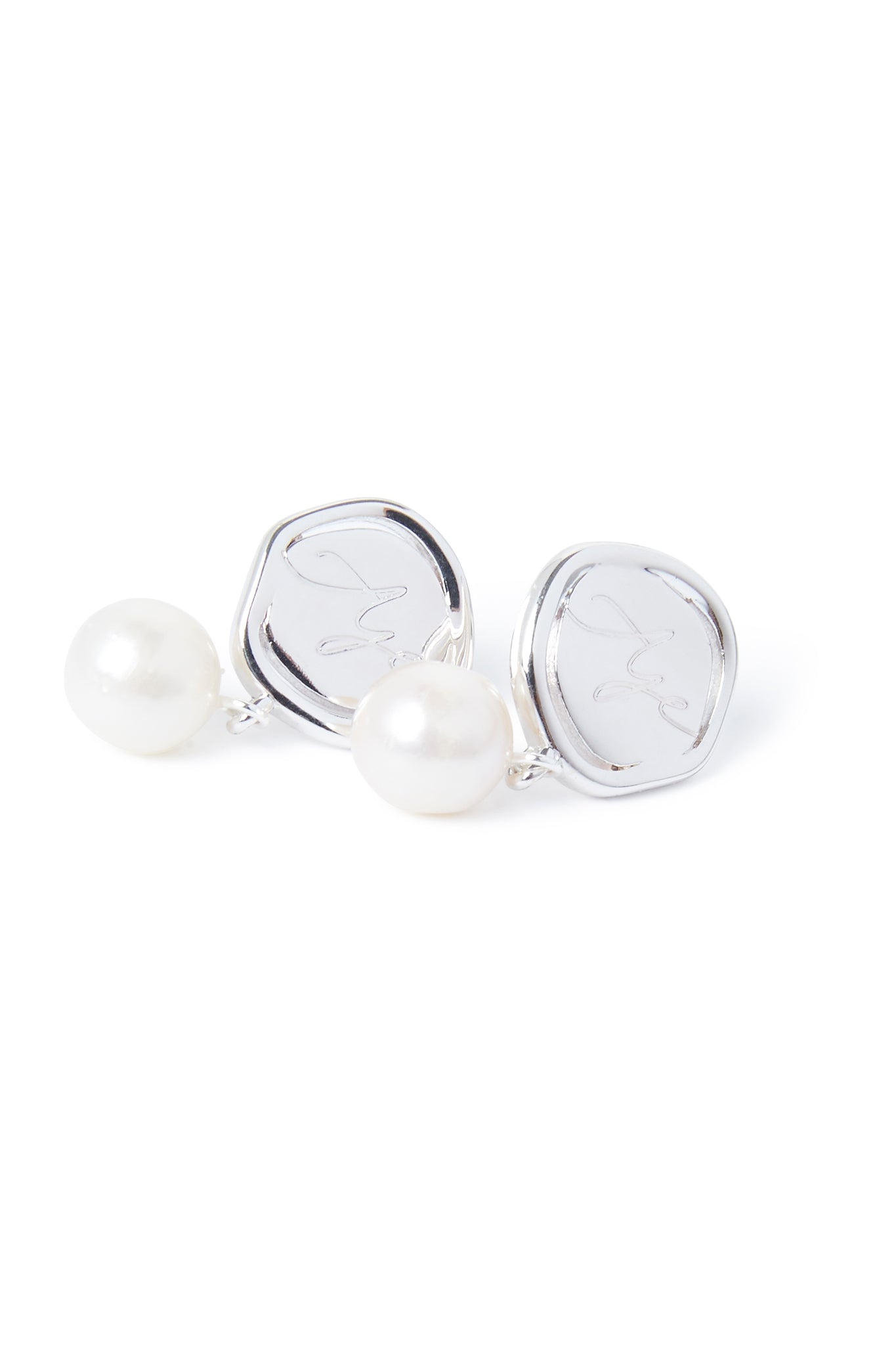 Nova Pearl Drop Earring