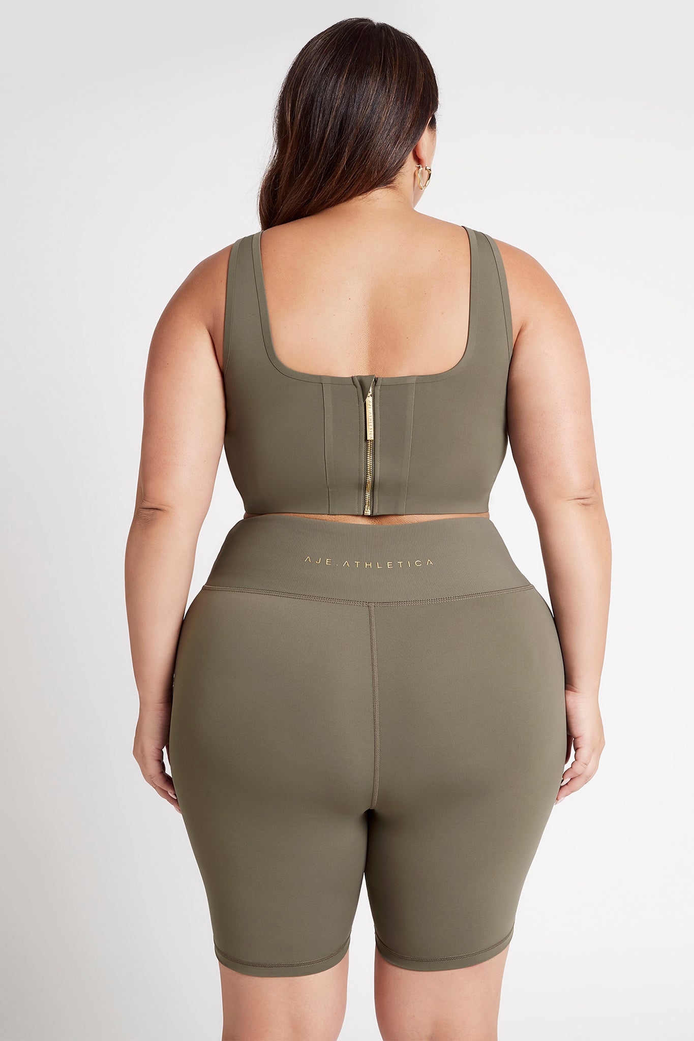size: 16