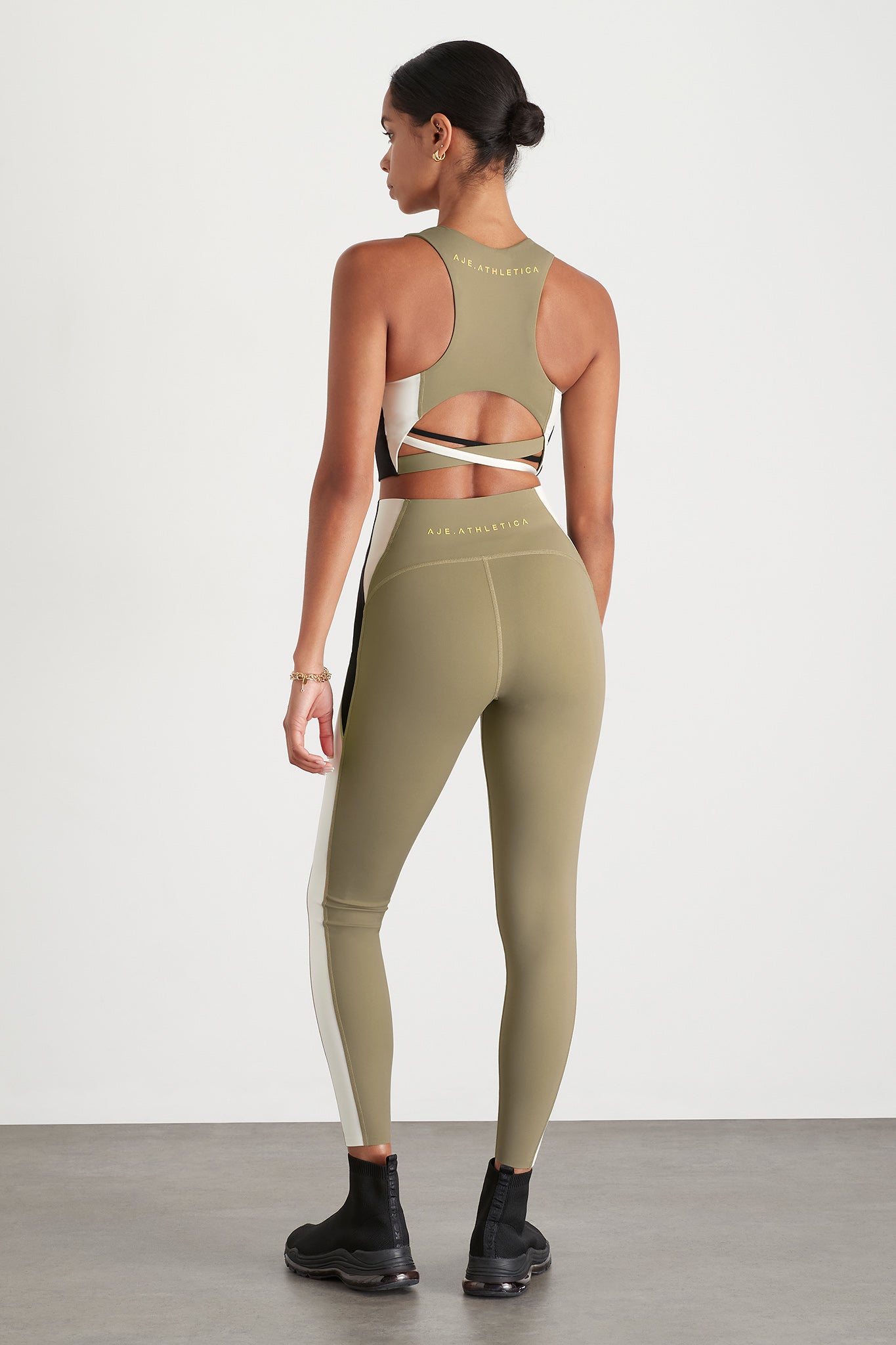size: 8