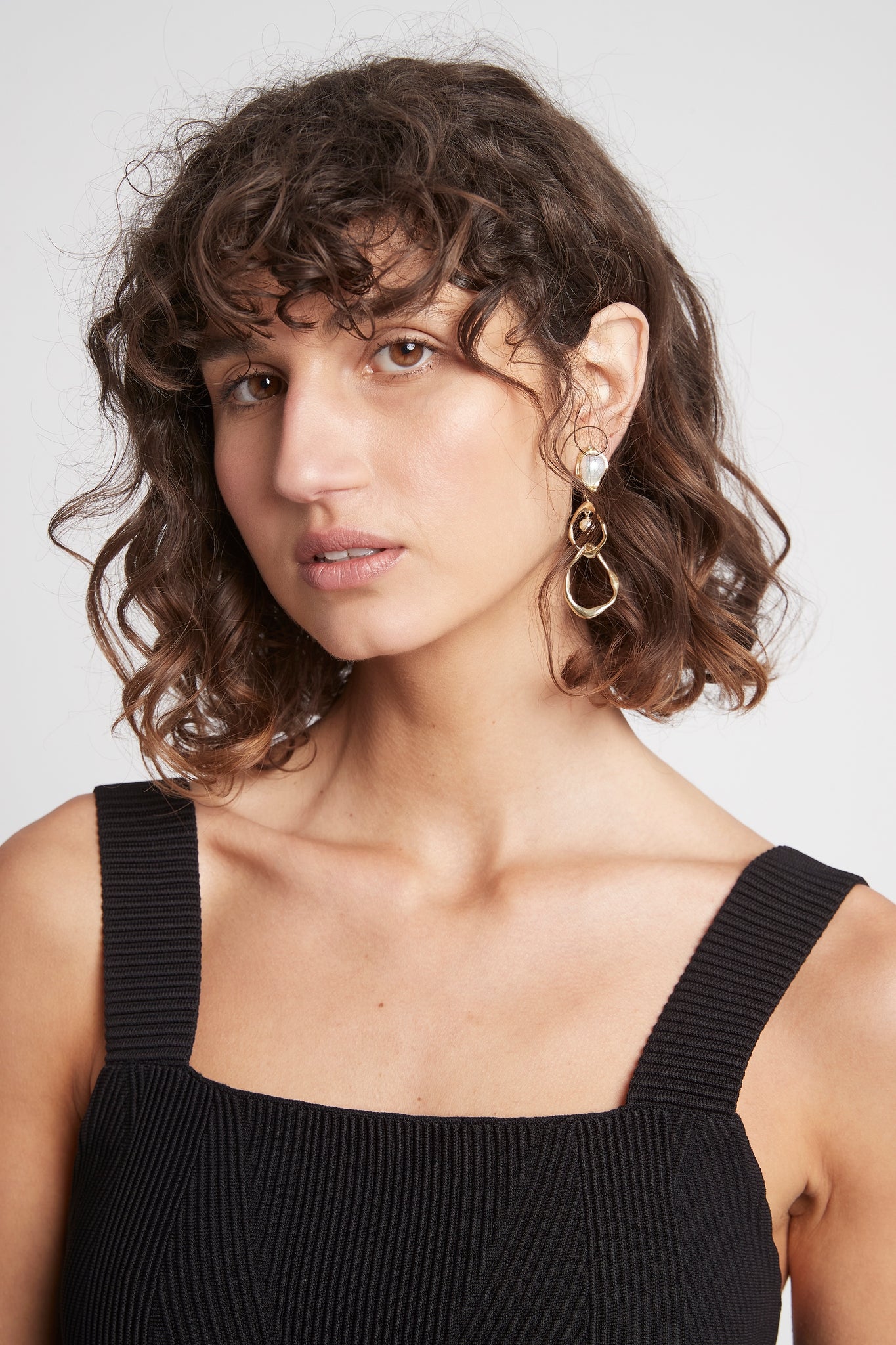 Palms Pearl Drop Earring